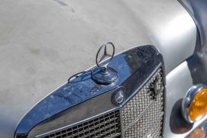 Mercedes-Benz W109 300 SEL von ICON Derelict