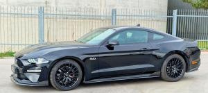 Ford Mustang Perl Carbon