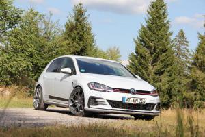 VW Golf GTI Performance von APR