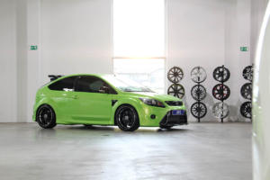 Ford Focus RS von JMS Fahrzeugteile und Schmidt Felgen