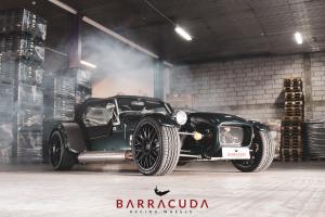 VM 77: Lotus Seven-Replika auf Barracuda Karizzma-Felgen