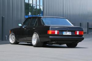 Mercedes-Benz W126 von Inden Design