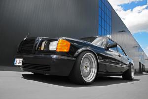 Mercedes-Benz W126 von Inden Design