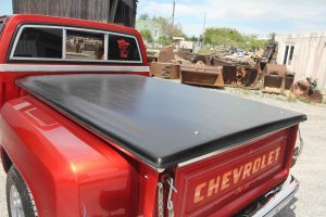 Chevrolet C10 Cheyenne Stepside weinrot