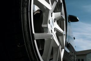 JMS Fahrzeugteile Audi A4 Avant B9 Tuning Barracuda Racing Wheels Tzunamee EVO Felgen Tieferlegung Racelook Frontspoilerlippe
