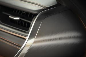 Jeep Grand Cherokee L Siebensitzer SUV Neuheit US-Car Offroader 4x4 Geländewagen