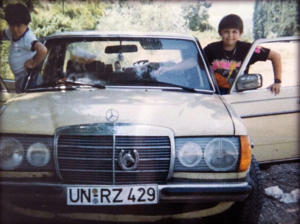 Mercedes C123 230 CE blau