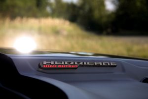 KW Auto Ram 1500 RHO US-Car Pick-up Truck Hochleistungs-Version Test Hurricane Biturbo Reihensechszylinder