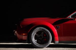 Dodge Challenger SRT Demon