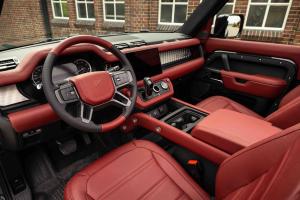 Land Rover Defender Valiance Convertible (Basis Land Rover Defender 90)