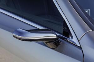 Lexus ES 300h Limousine obere Mittelklasse digitale Außenspiegel Neuheit