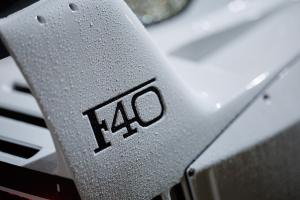 Liberty Walk LB-Works Tuning Ferrari F40 Widebody Karosseriekit Felgen Airride Luftfahrwerk Innenraum-Veredelung Mittelmotor Supersportwagen