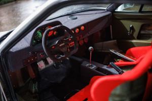 Liberty Walk LB-Works Tuning Ferrari F40 Widebody Karosseriekit Felgen Airride Luftfahrwerk Innenraum-Veredelung Mittelmotor Supersportwagen