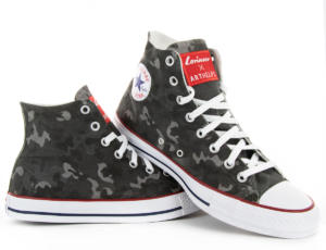 Lorinser x ARTHELPS Modekollektion Charity UN/HIDE Chucks