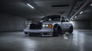 Mercedes-Benz W124 Breitbau