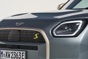 MINI Countryman SE ALL4 Neuheit Elektroauto SUV