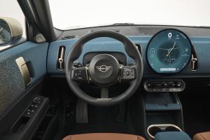 MINI Countryman SE ALL4 Neuheit Elektroauto SUV