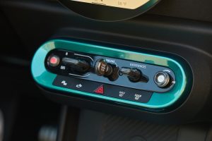 MINi John Cooper Works Cabrio Super Special 001 Unikat Einzelstück One-off Neuheit USA Custom-Lackierung Felgen Innenraum-Individualisierung