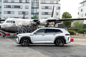 MANHART Automotive MHXM 900 Dubai Limited Edition BMW G09 XM SUV Tuning Leistungssteigerung Carbon-Bodykit Felgen Fahrwerk Innenraum-Veredelung limitierte Auflage