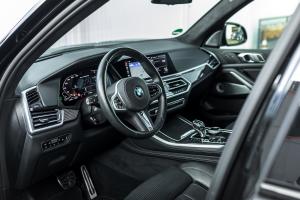 Manhart BMW G05 X5 M50d SUV Tuning Larte Design Carbon Bodykit Felgen Räder Leistungssteigerung