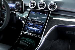 Manhart CRE 700 Mercedes-AMG C 63 E Performance W206 Tuning Leistungstseigerung Downpipes Dekorsatz Folierung Black-out Topmodell Plug-in-Hybrid