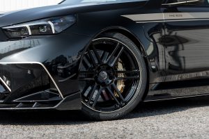 Manhart Performance MH5 900E Tuning BMW G90 M5 Limousine Leistungssteigerung Abgasanlage Felgen Bodykit Tieferlegung Fahrwerk Innenraum-Veredelung