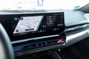 Manhart Performance MH5 900E Tuning BMW G90 M5 Limousine Leistungssteigerung Abgasanlage Felgen Bodykit Tieferlegung Fahrwerk Innenraum-Veredelung