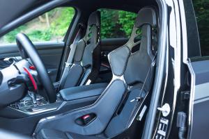 Manhart Performance MH3 GTR Tuning Leistungsteigerung Abgasanlage Tieferlegung Felgen Folierung Carbon-Karosserieteile Carbon-Sitze