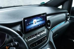 Manhart Performance V 350 Tuning TopCar Inferno Bodykit Leistungssteigerung Felgen Tieferlegung