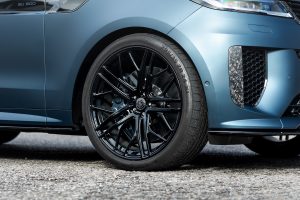 MANHART SV 800 Tuning Range Rover Sport SV Topmodell SUV Tuning Leistungssteigerung Abgasanlage Fahrwerk Tieferlegung Felgen Dekorsatz