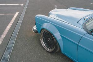 Mercedes-Benz W108 Chinablau