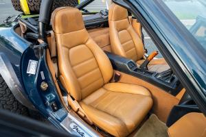 Mazda MX-5 NA 1994 Tuning Offroad-Umbau Fahrwerk Höherlegung Felgen Reifen Karosserie-Anpassungen Zusatzbeleuchtung Innenraum-Veredelung Roadster Versteigerung Cars & Bids