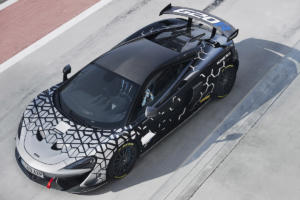McLaren 620R Mittelmotor Sportwagen Sondermodell Racing