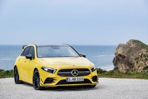 Mercedes-AMG A 35 Neuheit Pariser Autosalon Topmodell Kompaktsportler