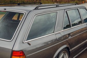 Mercedes-Benz 500 TE Baureihe 126 Tuning Kombi-Umbau Karosserie Fahrwerk Felgen Bremseanlage Innenausstattung Japan