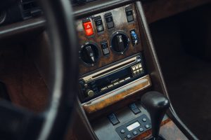 Mercedes-Benz 500 TE Baureihe 126 Tuning Kombi-Umbau Karosserie Fahrwerk Felgen Bremseanlage Innenausstattung Japan