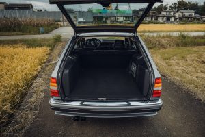 Mercedes-Benz 500 TE Baureihe 126 Tuning Kombi-Umbau Karosserie Fahrwerk Felgen Bremseanlage Innenausstattung Japan