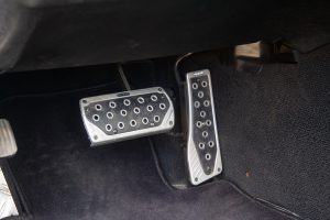 Mercedes-Benz C123 280 CE Tuning Leistungssteigerung Fahrwerk Bremsanlagen Felgen Karosserie-Individualisierung Innenraum-Veredelung Klassiker Oldtimer Coupé