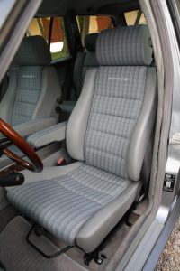 Mercedes-Benz E 200 T-Modell S124 Tuning Airride Tieferlegung Felgen Innenraum-Veredelung Oldtimer Klassiker