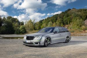Mercedes-Benz E 63 AMG T-Modell S211 Tuning Felgen Carbon-Karosserieteile Leistungssteigerung Tieferlegung