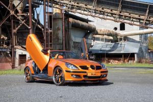 Mercedes-Benz R171 SLK 350 Roadster Tuning Bodykit Folierung Felgen Fahrwerk Leistungssteigerung Bremsen Innenraum-Veredelung