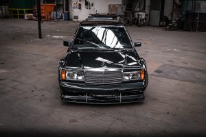 Mercedes-Benz W201 190 E 2.0 Tuning Belgien Evolution II Bodykit Abgasanlage Fahrwerk Felgen Innenraum-Veredelung