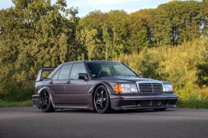 Mercedes-Benz W201 190 E Tuning Evo-Style Bodykit Felgen Luftfahrwerk Tieferlegung Innenraum-Veredelung