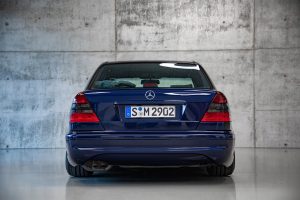 Mercedes-Benz W202 C 280 Limousine Tuning Karosserie-Upgrade Luftfahrwerk Felgen Innenraum-Veredelung