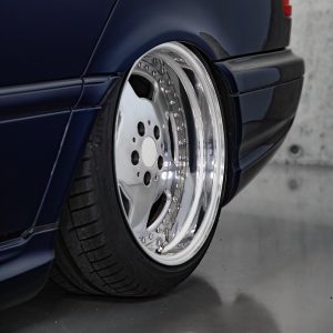Mercedes-Benz W202 C 280 Limousine Tuning Karosserie-Upgrade Luftfahrwerk Felgen Innenraum-Veredelung