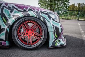Mercedes C204 C 63 AMG Coupé Liberty Walk Widebody Karosseriekit Felgen Airride Luftfahrwerk Bremsen Innenraum-Veredelung Carbon Tuning Graffiti