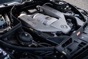 Mercedes C204 C 63 AMG Coupé Liberty Walk Widebody Karosseriekit Felgen Airride Luftfahrwerk Bremsen Innenraum-Veredelung Carbon Tuning Graffiti