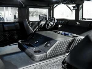 Hummer H1 von Mil-Spec Automotive