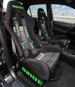 Mitsubishi Lancer Evolution IX Motor-Upgrade Leistungssteigerung Fahrwerk Felgen Carbon-Bodykit Bremsanlage Innenraum-Veredelung