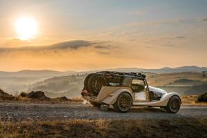 Morgan Plus Four CX-T Sondermodell limitiert Offroader Allradantrieb Rally Raid Neuheit Sportwagen